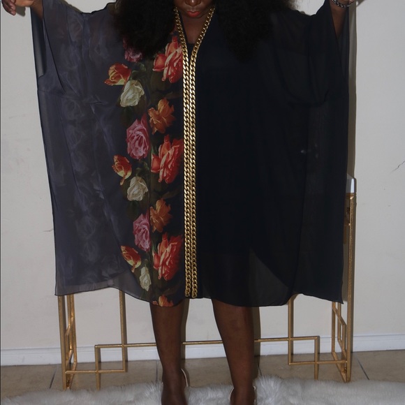 floral Batwing gold chain link detail Dress - Picture 3 of 7